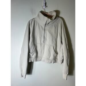 lululemon athletica Scuba, Funnel neck in the color Bone